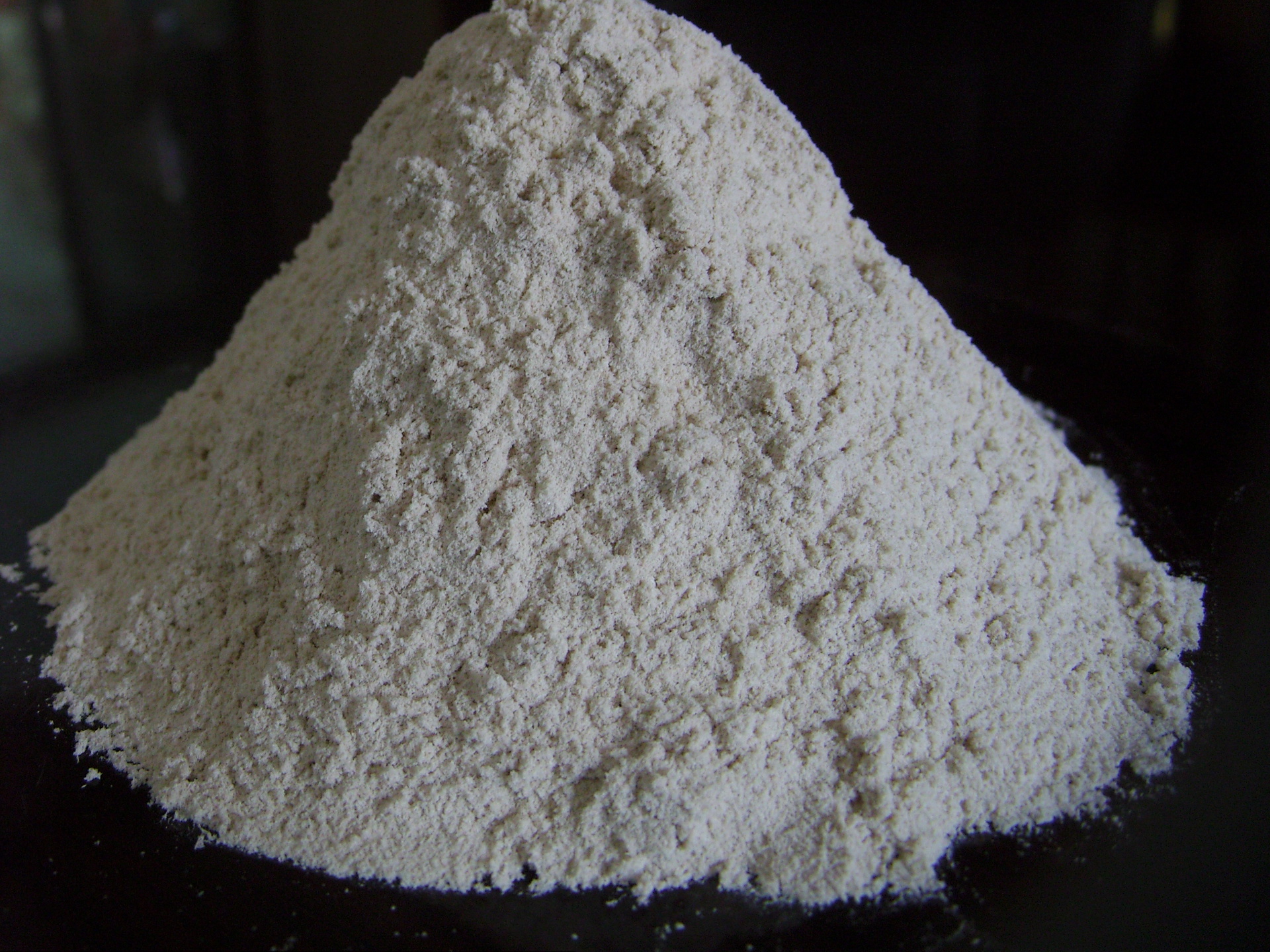 Performance clay powder